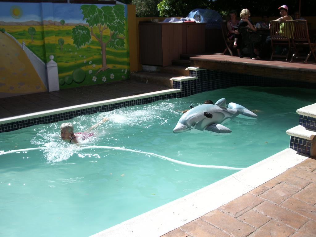 50 On Theal Apartment Parow Bagian luar foto