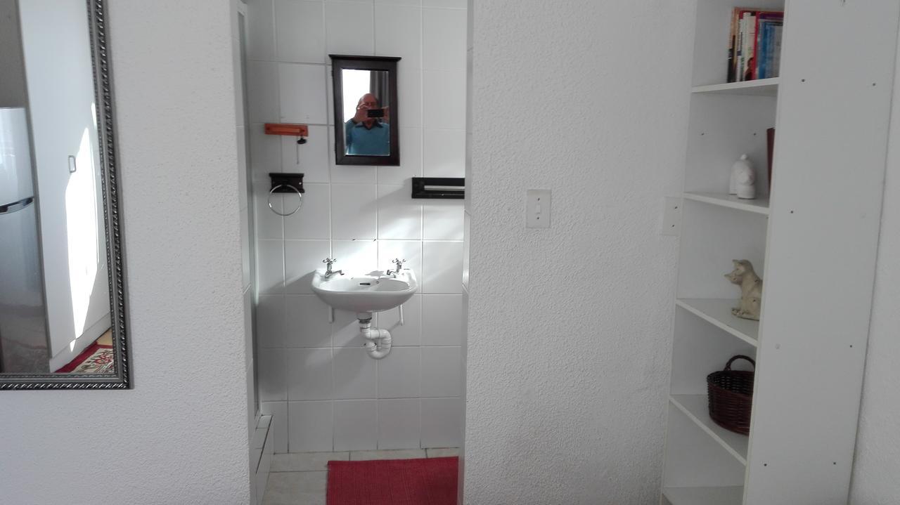 50 On Theal Apartment Parow Bagian luar foto