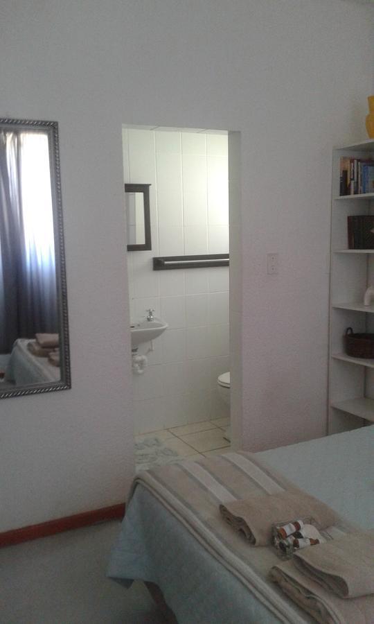 50 On Theal Apartment Parow Bagian luar foto
